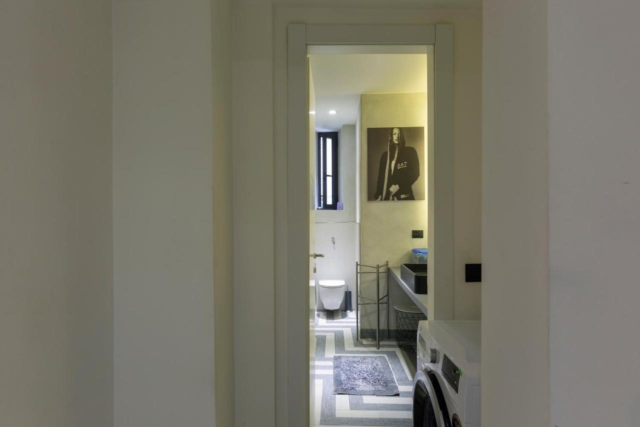 Armani House, Superior Apartment In City Center Milano Exteriör bild